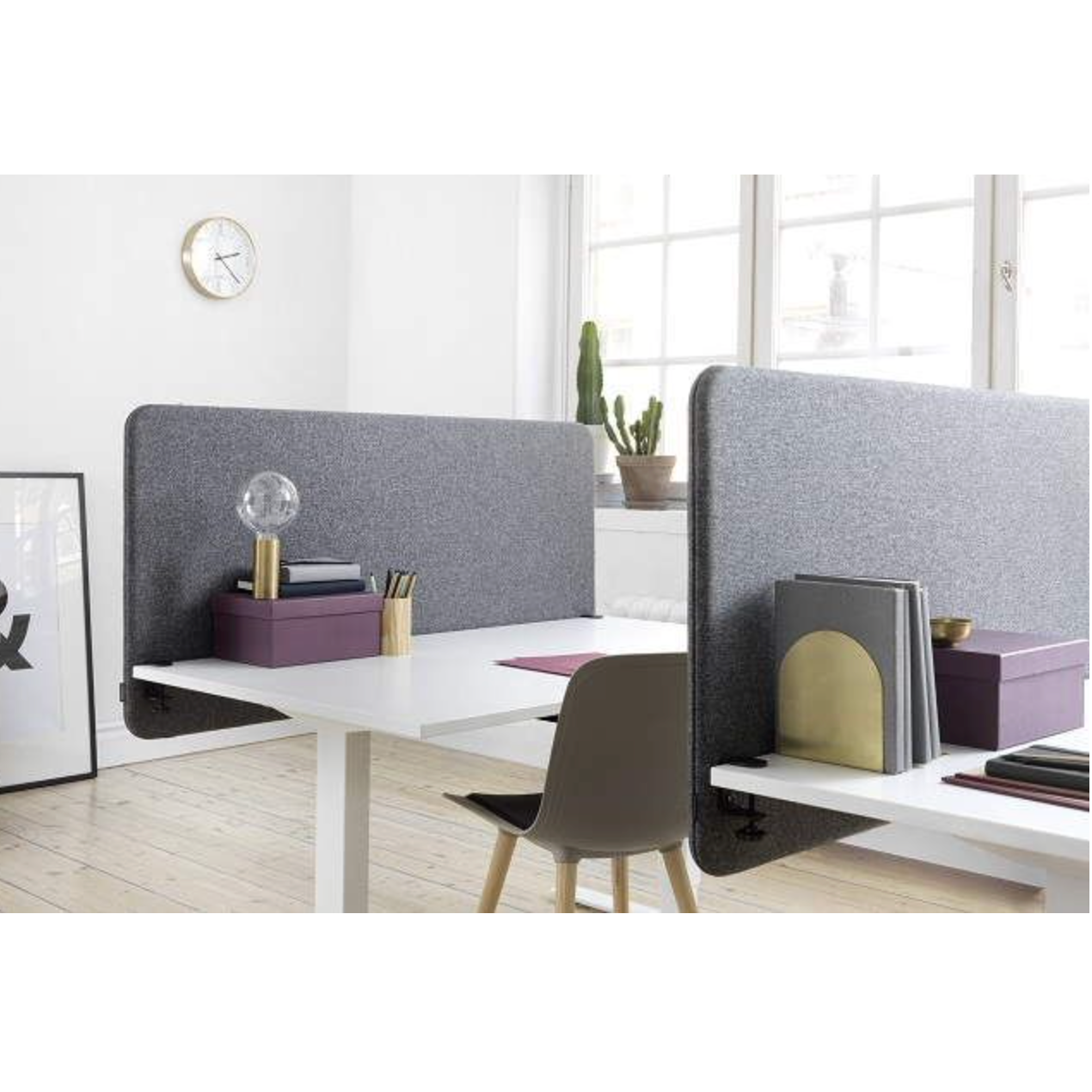 Softline Table Screen