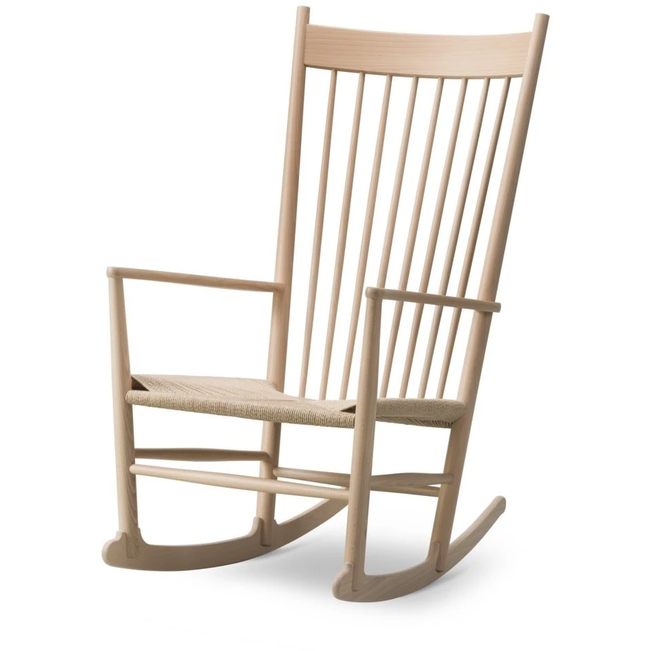 16000 J16 Wegner Rocking Chair Sh: 42 cm - Soap treated oak/natural wicker