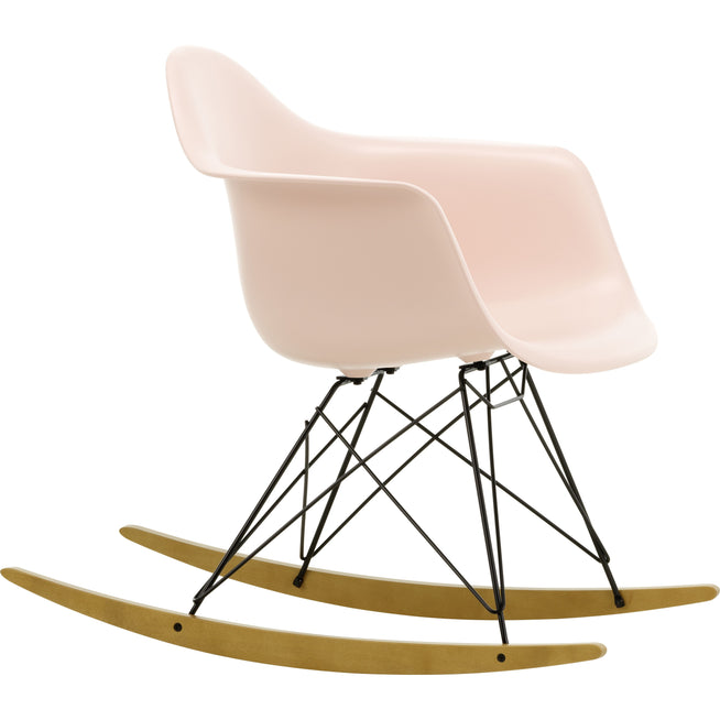 Photo of Eames Plastic Armchair Rar - 41 Pale Rose - Basic Dark Base - Golden Maple - Matstolar - Charles & Ray Eames - Rosa - Metall/trä/plast